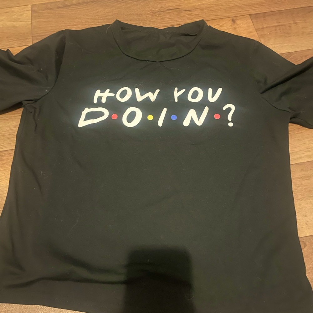 FRIENDS- “How you doin?” Slogan Tee Shirt
